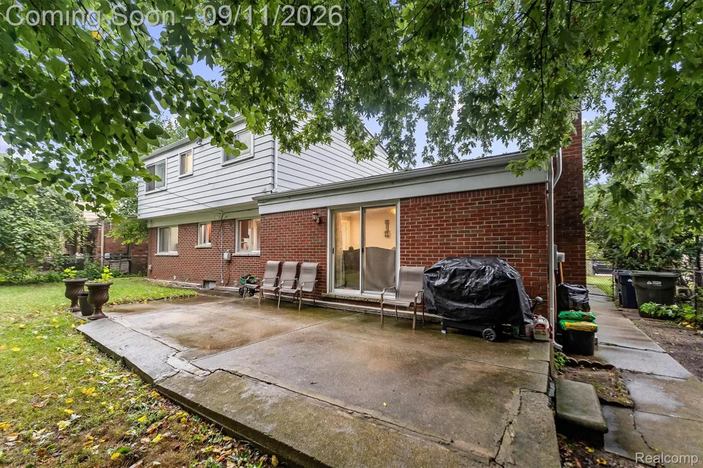 3427 Rhoten Drive Sterling Heights City, MI 48310
