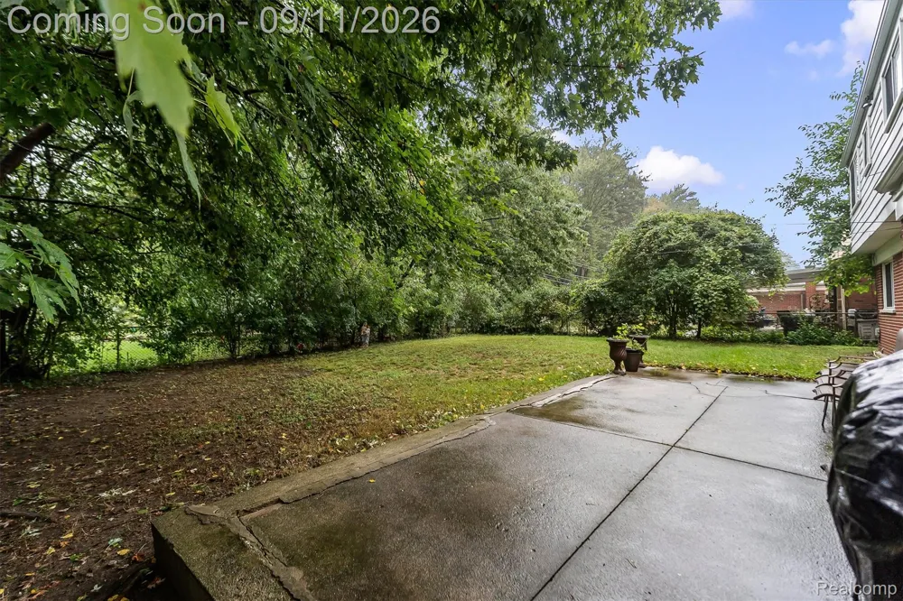 3427 Rhoten Drive Sterling Heights City, MI 48310