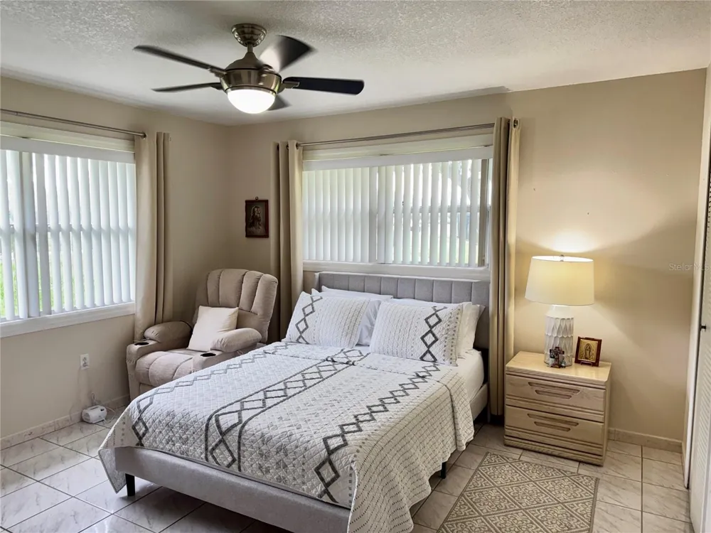 5800 SAGUNTO STREET Orlando, FL 32807