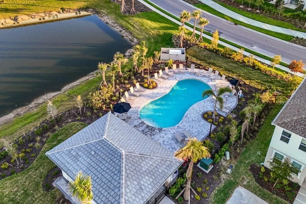 8520 DAYBREAK STREET Sarasota, FL 34241