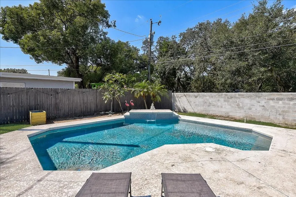 11312 116TH STREET Seminole, FL 33778