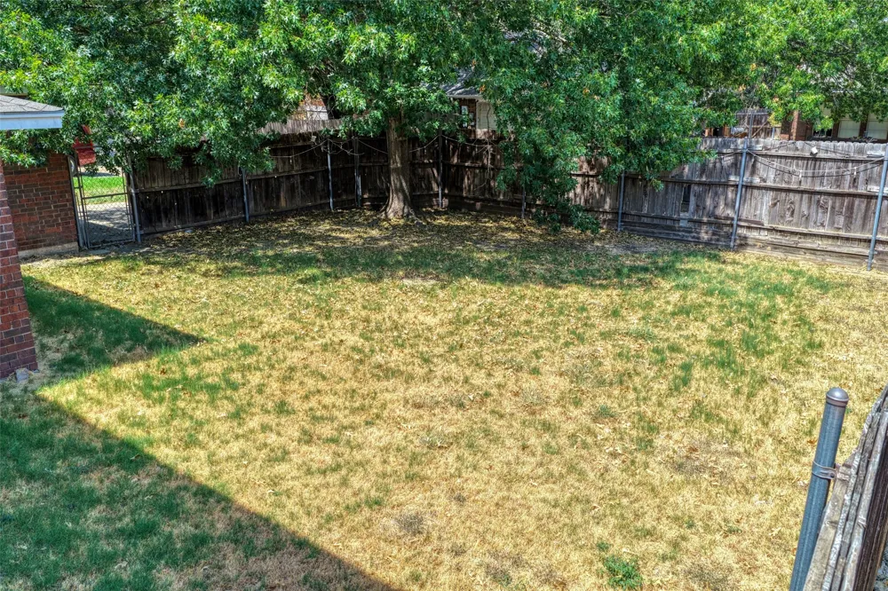 711 Amesbury Drive Mesquite, TX 75150