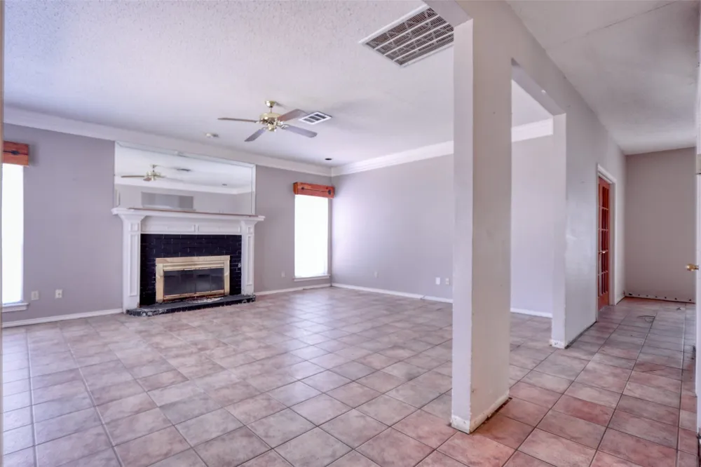 711 Amesbury Drive Mesquite, TX 75150