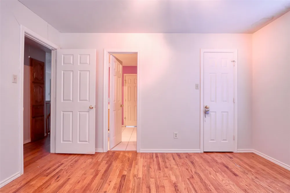 711 Amesbury Drive Mesquite, TX 75150