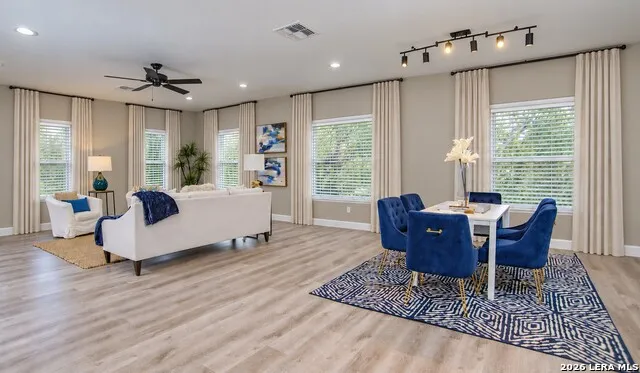 105 RIO GRANDE DR Seguin, TX 78155