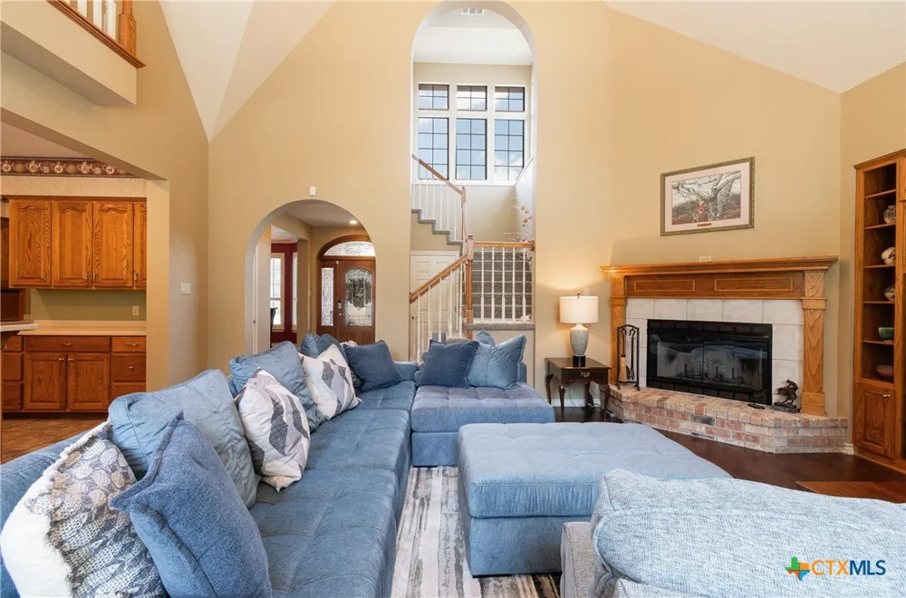 121 Wallace Boulevard Cameron, TX 76520