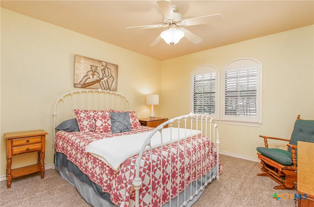 121 Wallace Boulevard Cameron, TX 76520