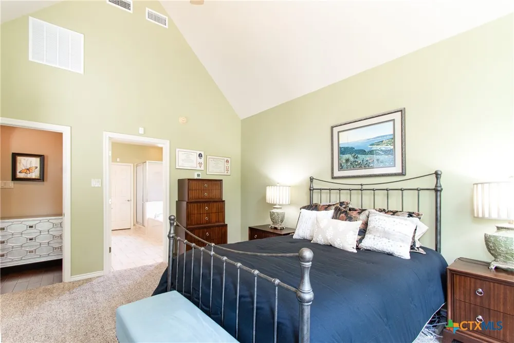 121 Wallace Boulevard Cameron, TX 76520