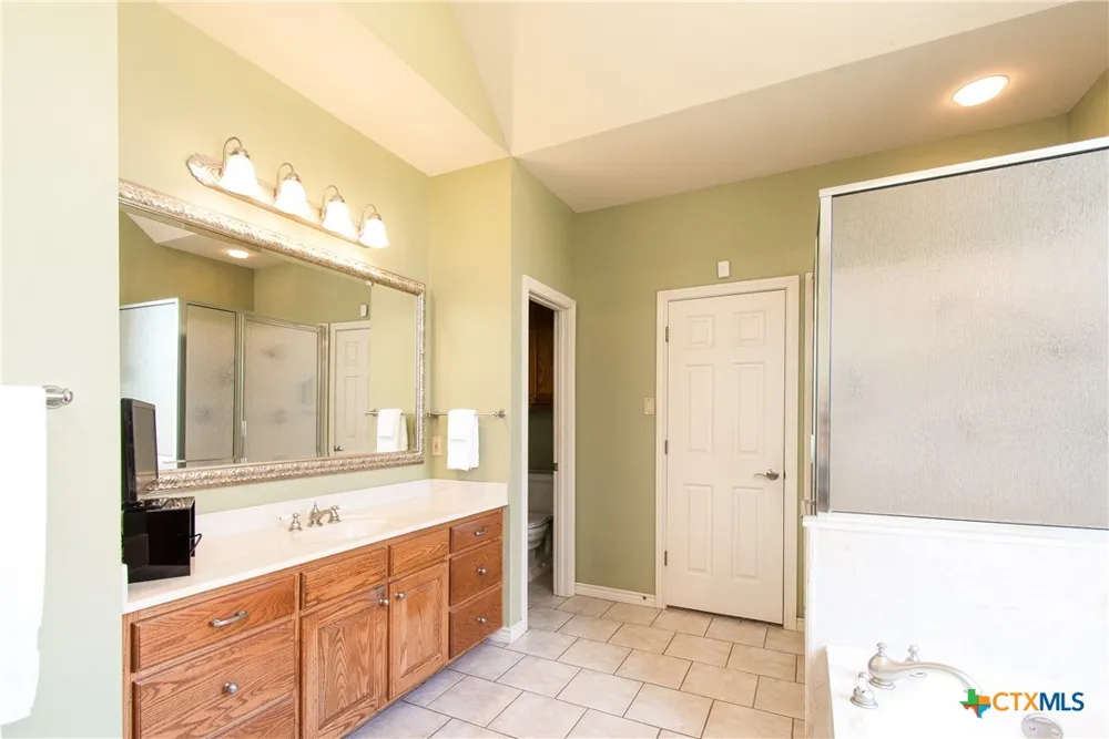 121 Wallace Boulevard Cameron, TX 76520
