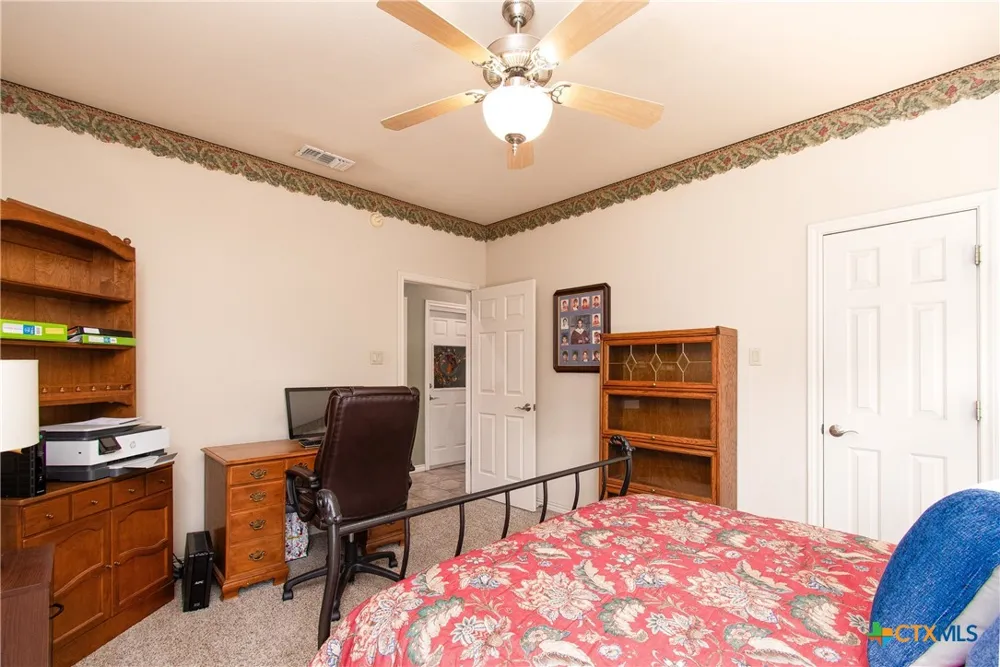 121 Wallace Boulevard Cameron, TX 76520