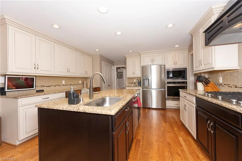 109 Holly Circle Bermuda Run, NC 27006