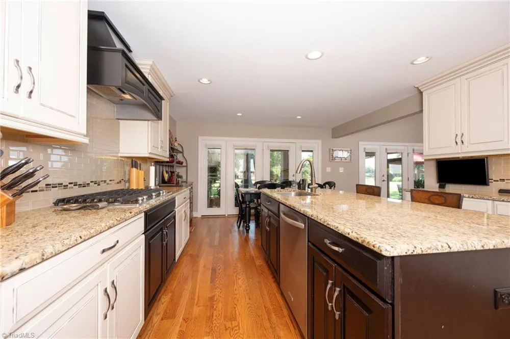 109 Holly Circle Bermuda Run, NC 27006