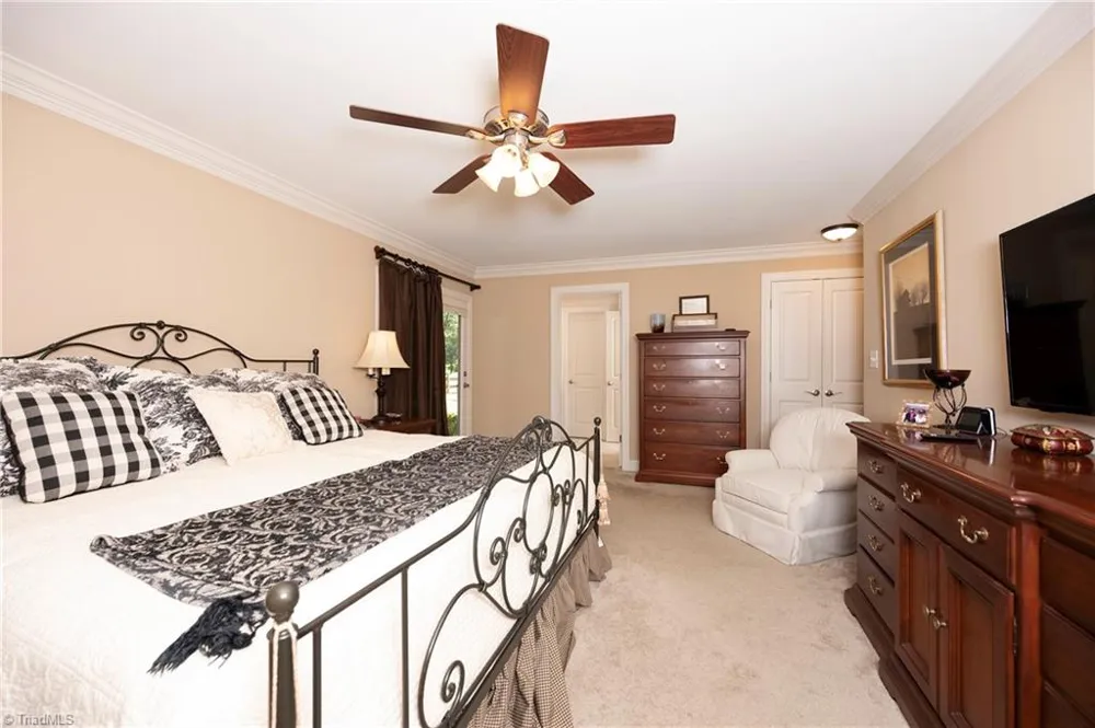109 Holly Circle Bermuda Run, NC 27006