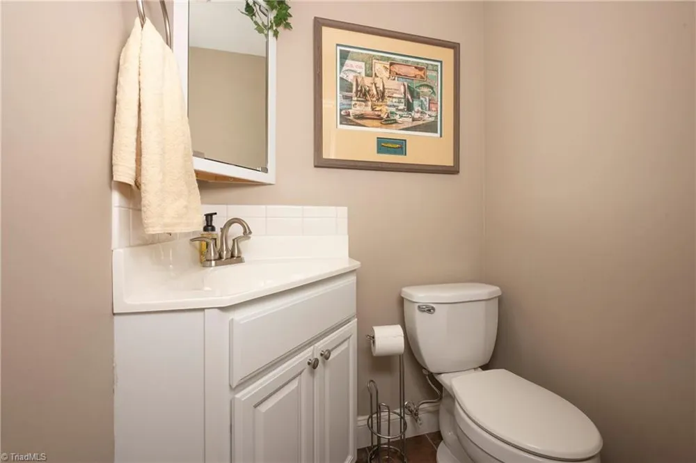 109 Holly Circle Bermuda Run, NC 27006