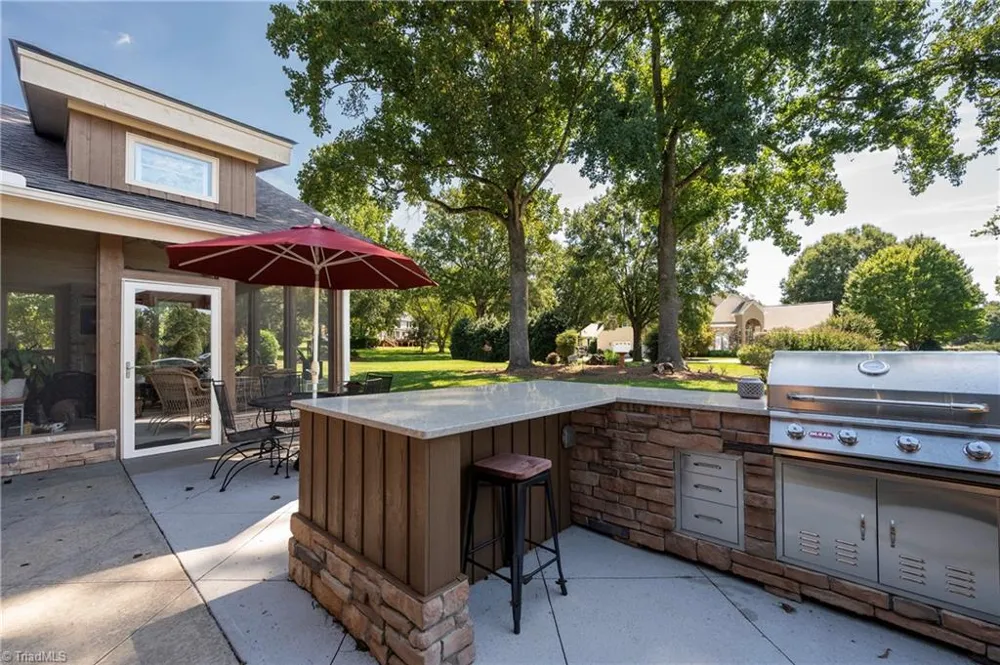109 Holly Circle Bermuda Run, NC 27006