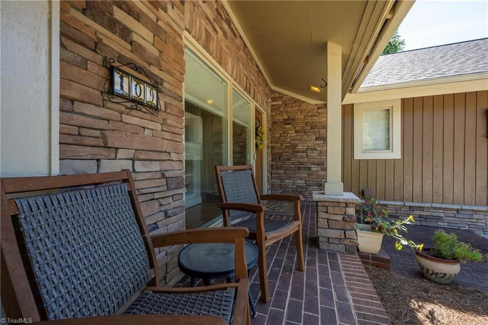 109 Holly Circle Bermuda Run, NC 27006