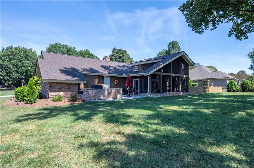109 Holly Circle Bermuda Run, NC 27006