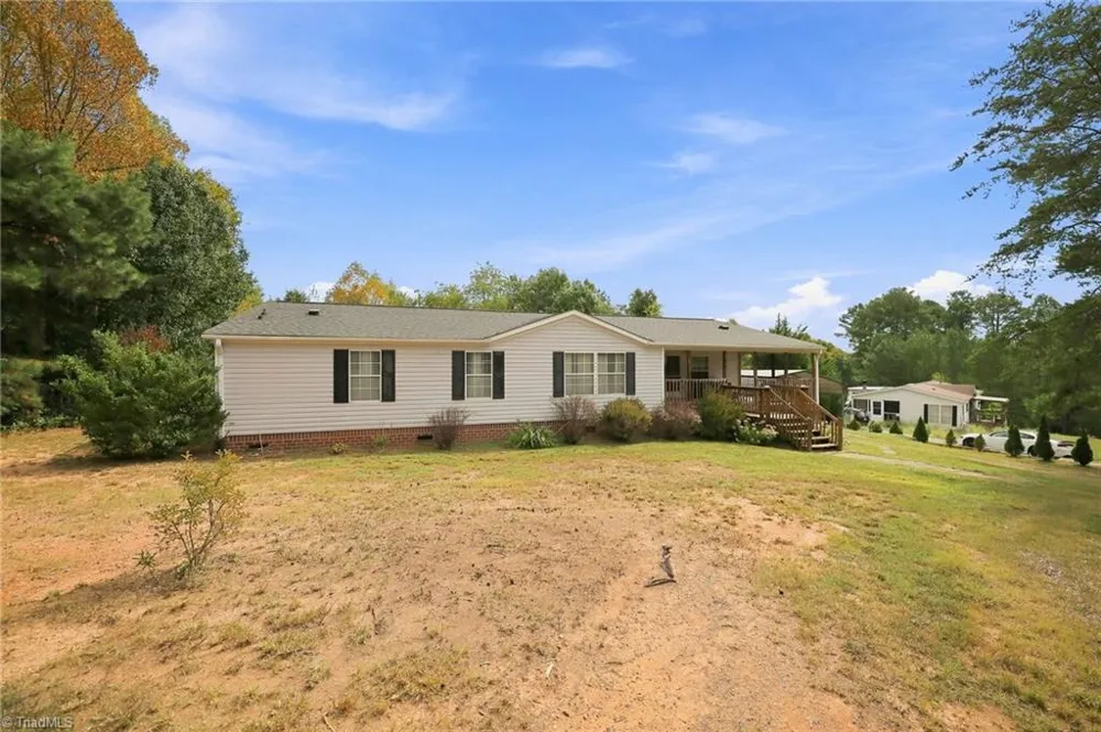 1150 Nature Lane Walnut Cove, NC 27052