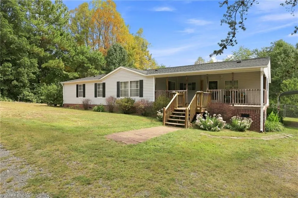 1150 Nature Lane Walnut Cove, NC 27052