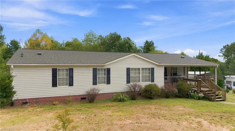 1150 Nature Lane Walnut Cove, NC 27052