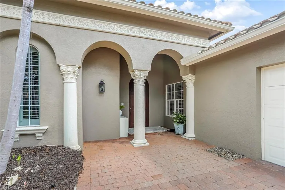 3137 Terramar Drive Naples, FL 34119