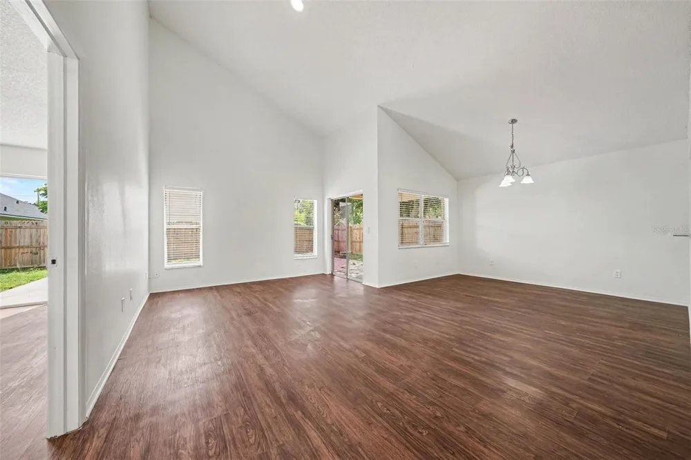 317 MORNING CREEK CIRCLE Apopka, FL 32712