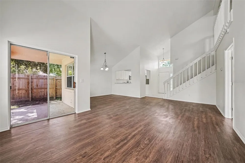 317 MORNING CREEK CIRCLE Apopka, FL 32712