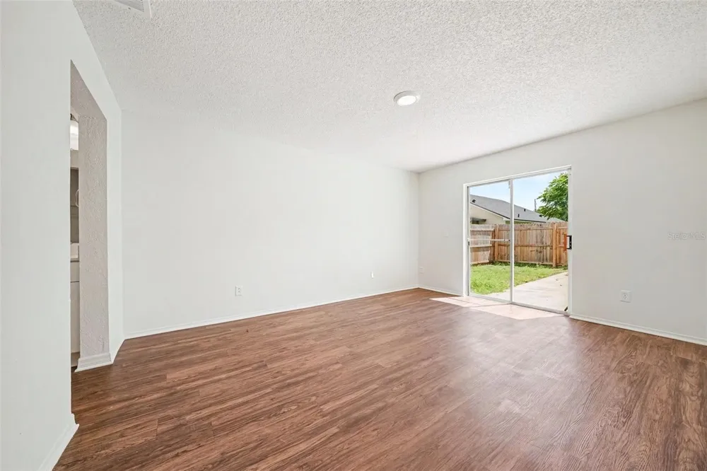 317 MORNING CREEK CIRCLE Apopka, FL 32712