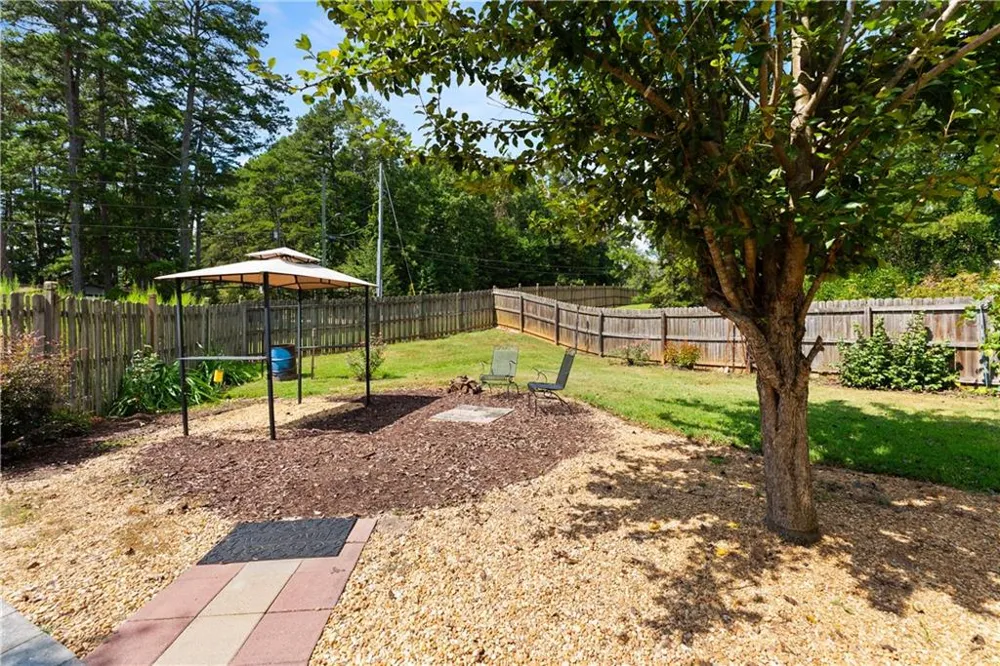 268 Pearl Chambers Drive Dawsonville, GA 30534