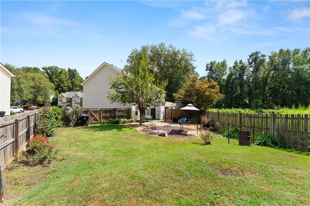 268 Pearl Chambers Drive Dawsonville, GA 30534