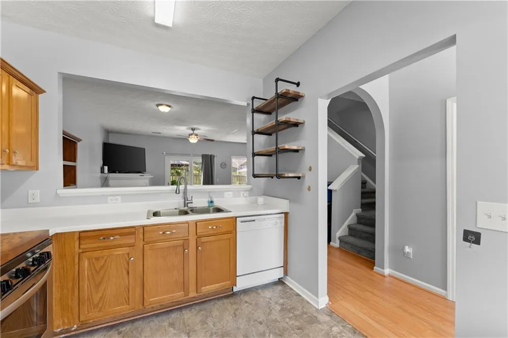 268 Pearl Chambers Drive Dawsonville, GA 30534