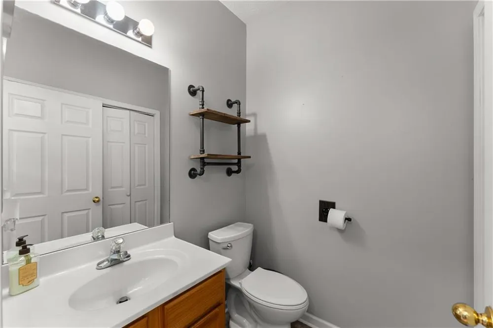 268 Pearl Chambers Drive Dawsonville, GA 30534