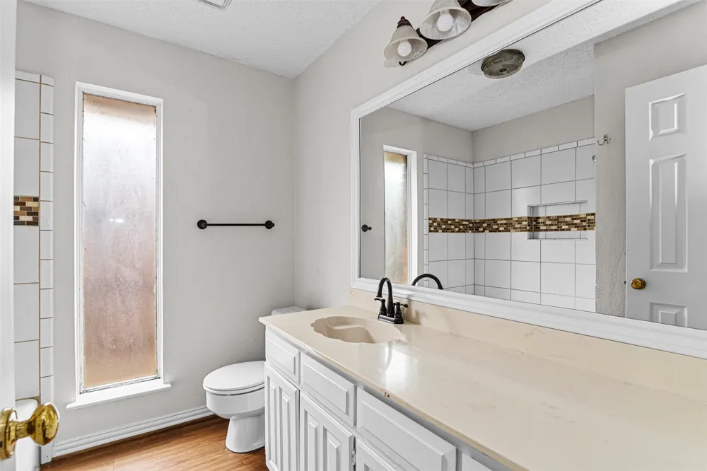 6403 Aires Drive Arlington, TX 76001