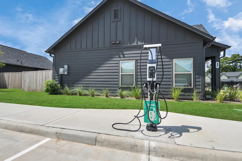 7711 Longmire Road #2 Conroe, TX 77304