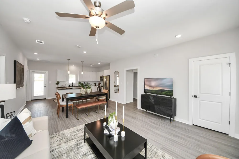 7711 Longmire Road #2 Conroe, TX 77304