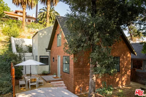 1000 Myra Avenue