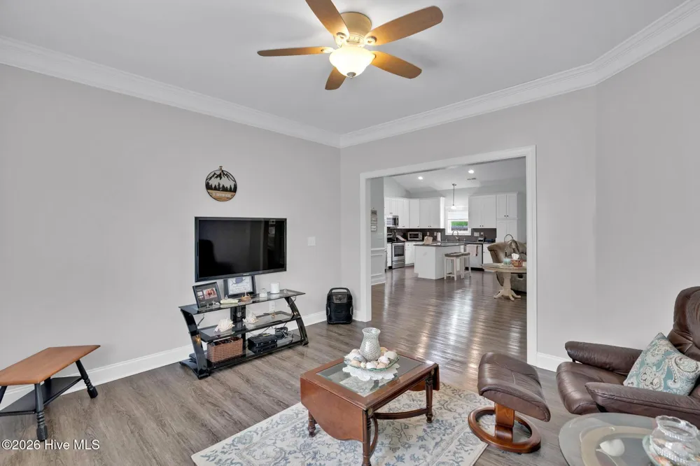 693 Dan Owen Drive Hampstead, NC 28443