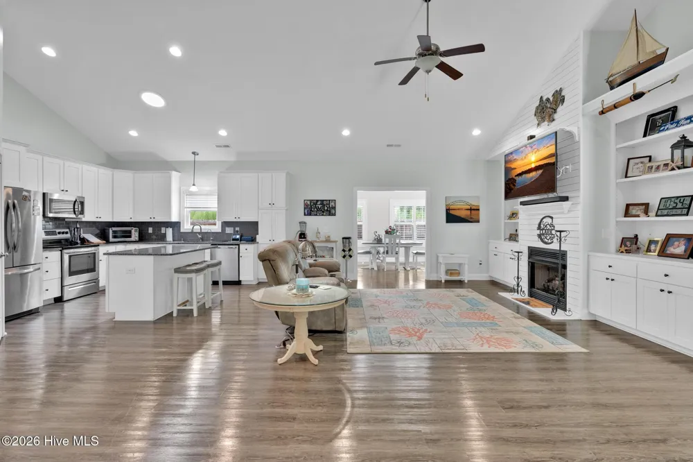 693 Dan Owen Drive Hampstead, NC 28443