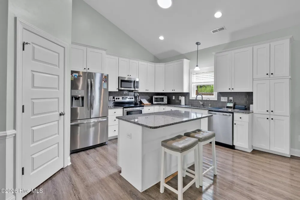 693 Dan Owen Drive Hampstead, NC 28443