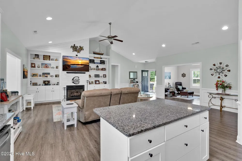 693 Dan Owen Drive Hampstead, NC 28443