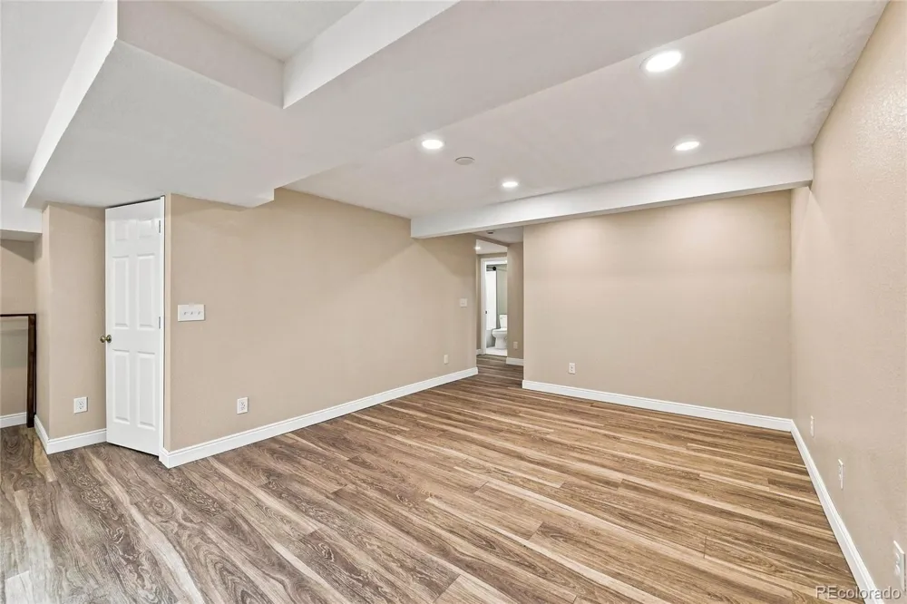 9712 Queenscliffe Drive Highlands Ranch, CO 80130