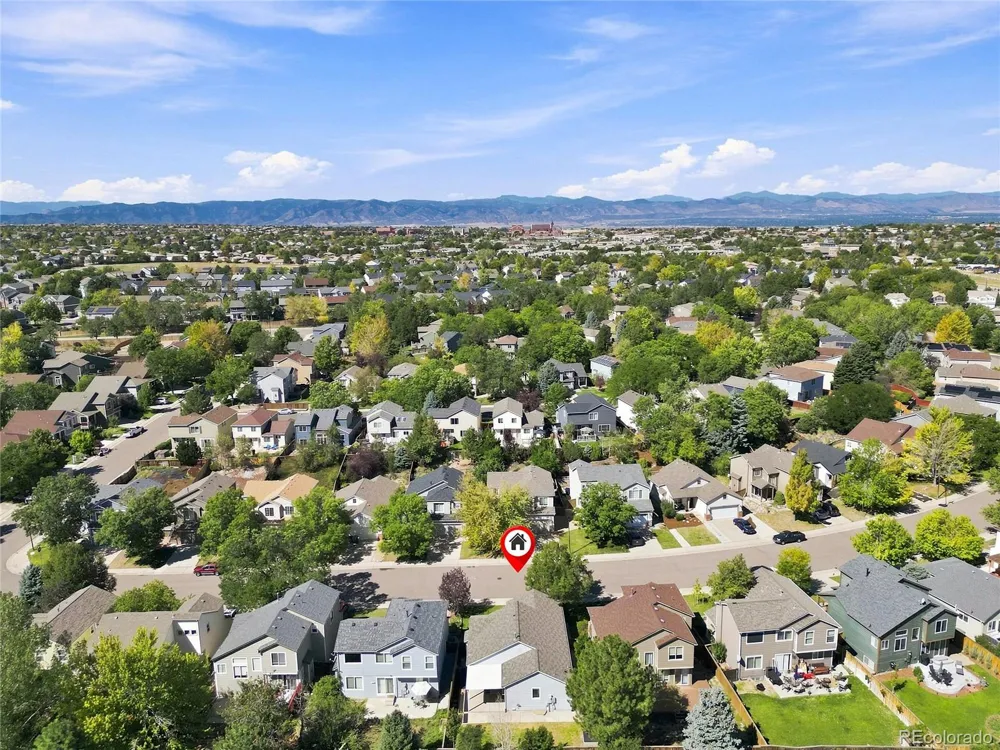 9712 Queenscliffe Drive Highlands Ranch, CO 80130