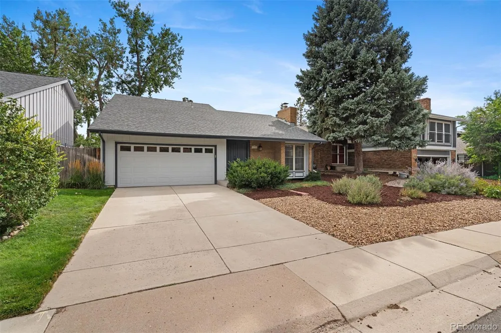 12256 E Bates Circle Aurora, CO 80014