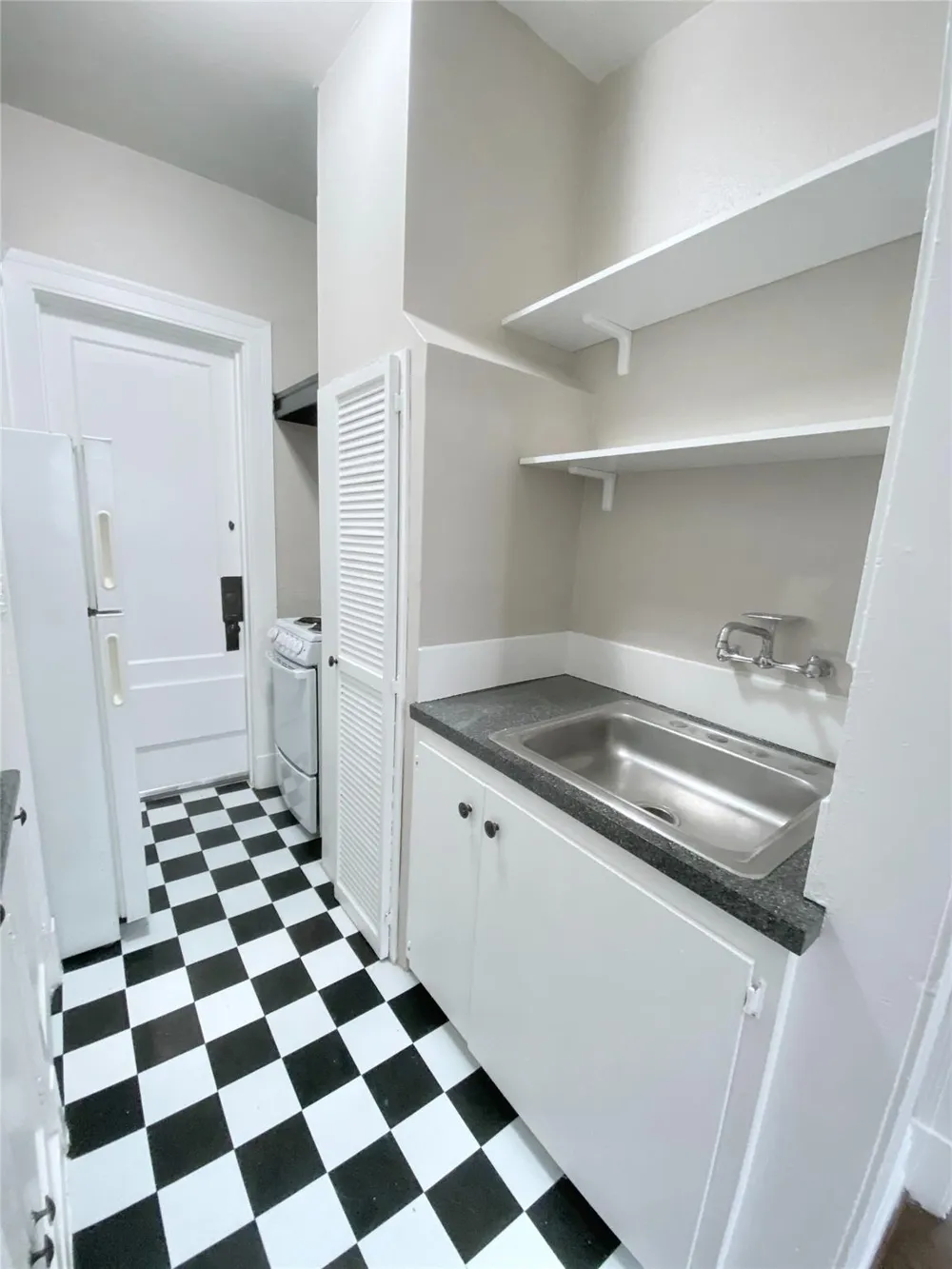 3920 Fannin Street #212 Houston, TX 77004
