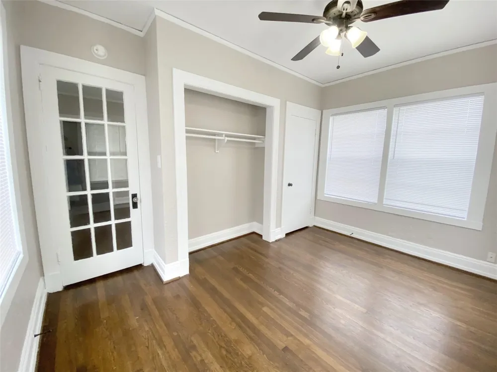 3920 Fannin Street #212 Houston, TX 77004