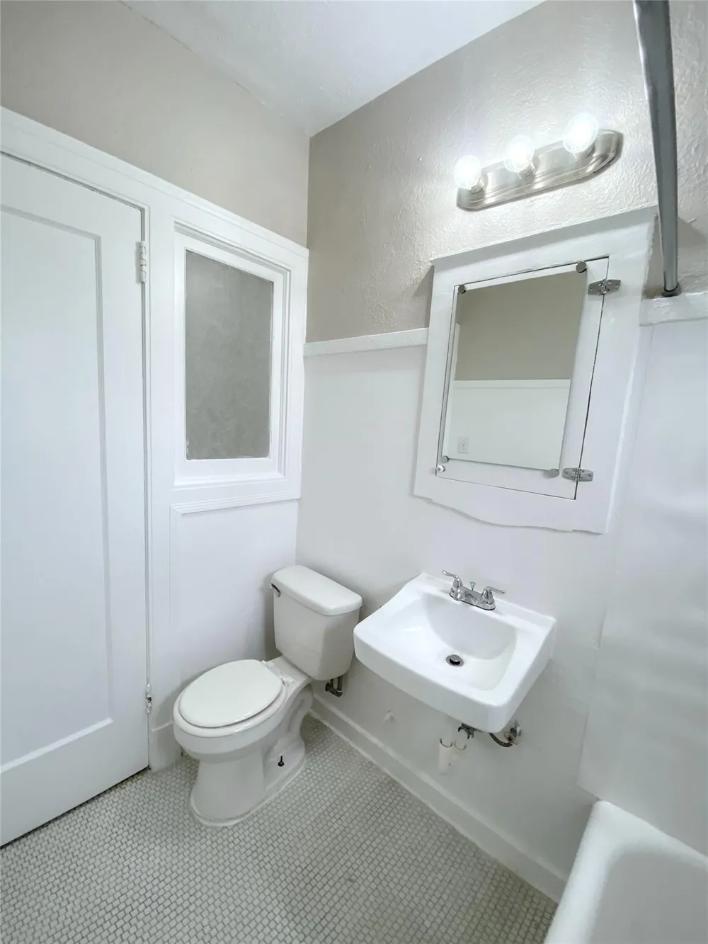 3920 Fannin Street #212 Houston, TX 77004