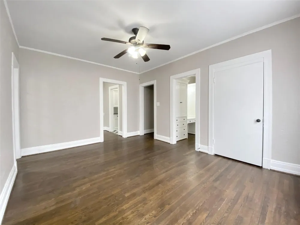 3920 Fannin Street #212 Houston, TX 77004