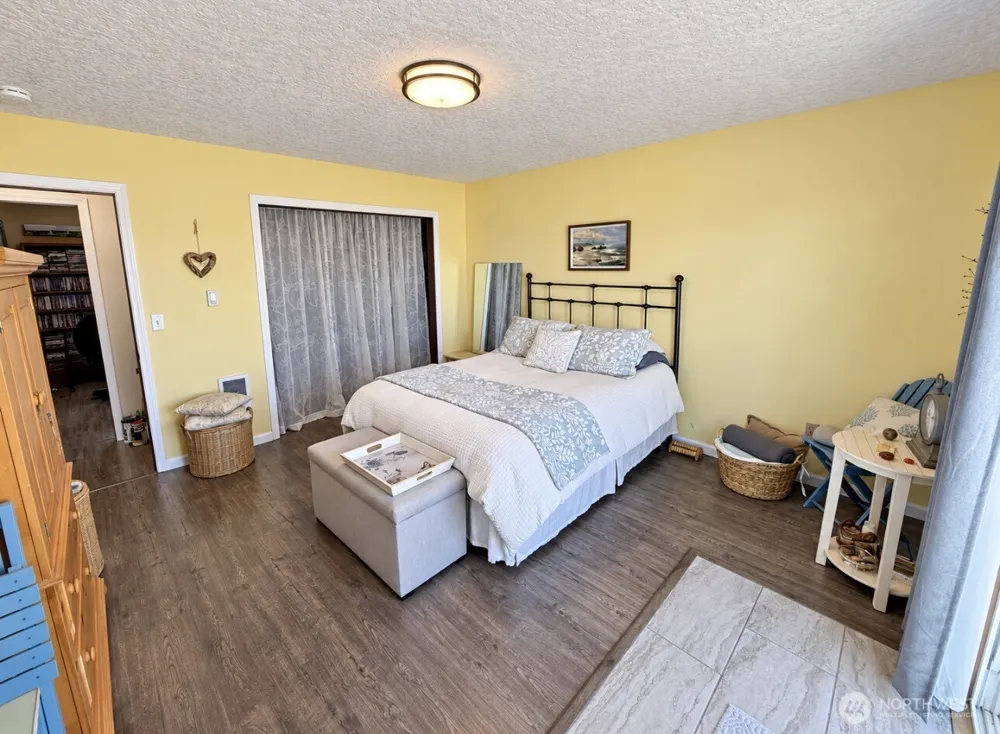 34309 G st Ocean Park, WA 98640