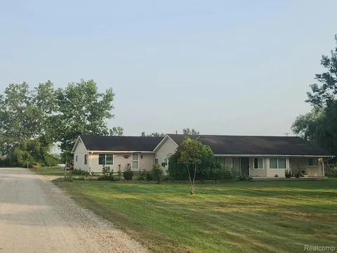 1466 La Croix Road
