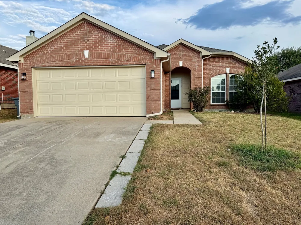 1712 Ironworks Drive Dallas, TX 75253